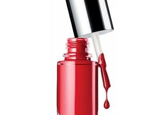 Clinique A Different Nail Enamel Nagellak 9ml - 08 Party Red